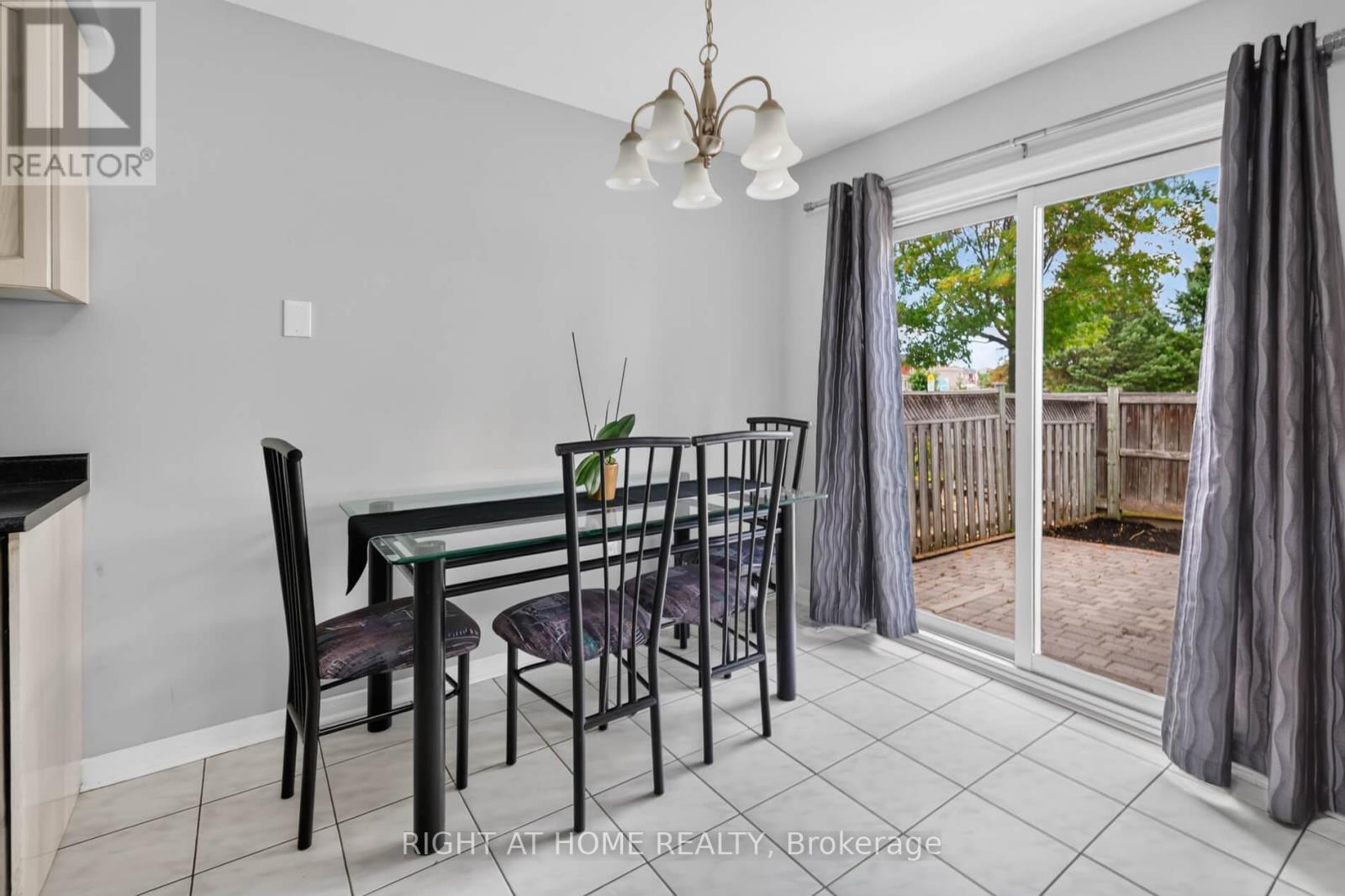 10 Lento Court, Vaughan, ON - Indoor