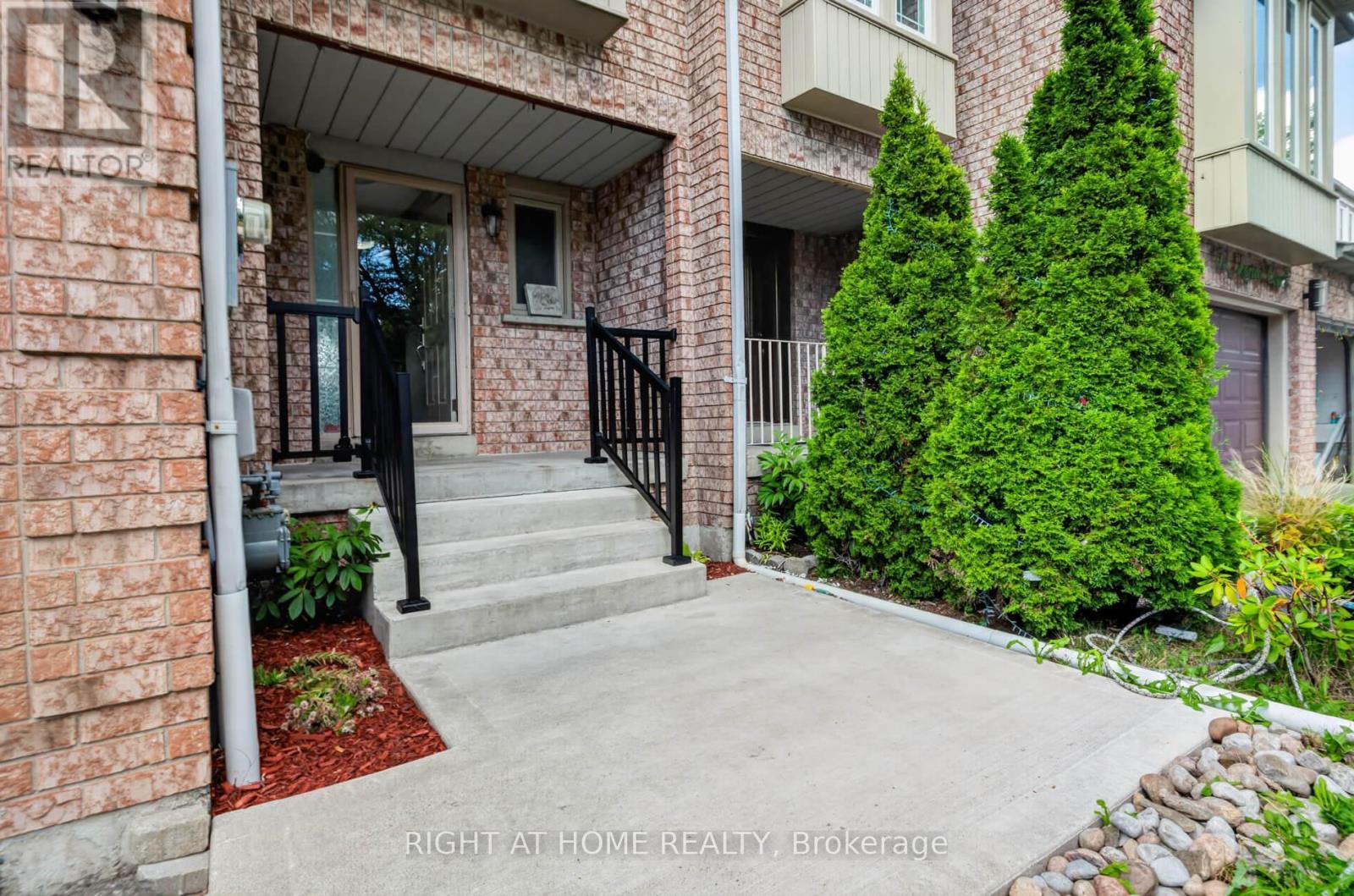 10 Lento Court, Vaughan, ON - Outdoor