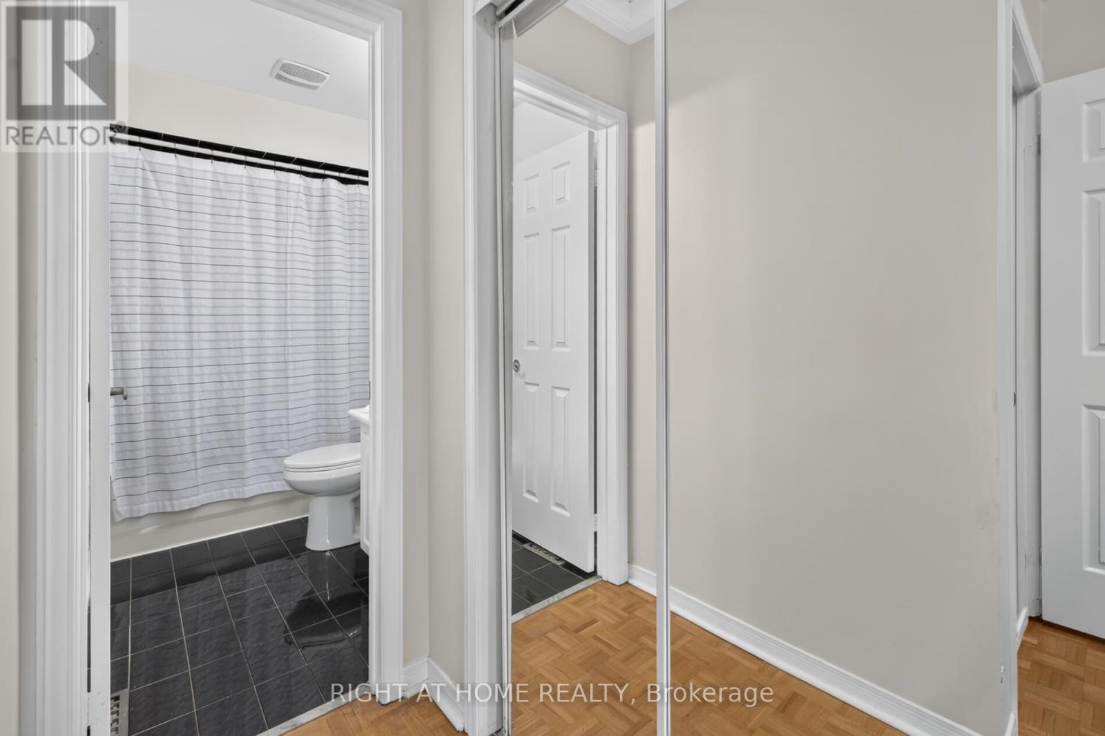 10 Lento Court, Vaughan, ON - Indoor