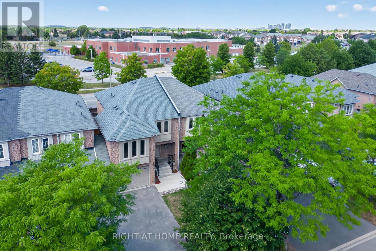 10 Lento Court, Vaughan, ON - Outdoor
