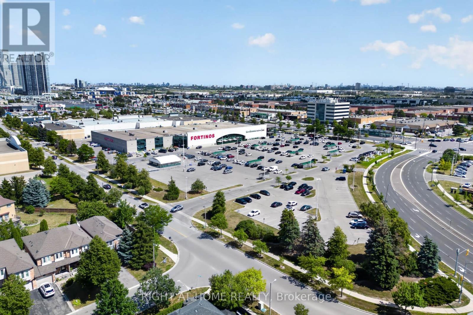 10 Lento Court, Vaughan, ON - Outdoor With View