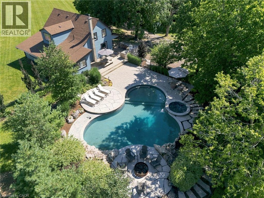 62 Thompson Road, Brantford, ON - Outdoor With In Ground Pool
