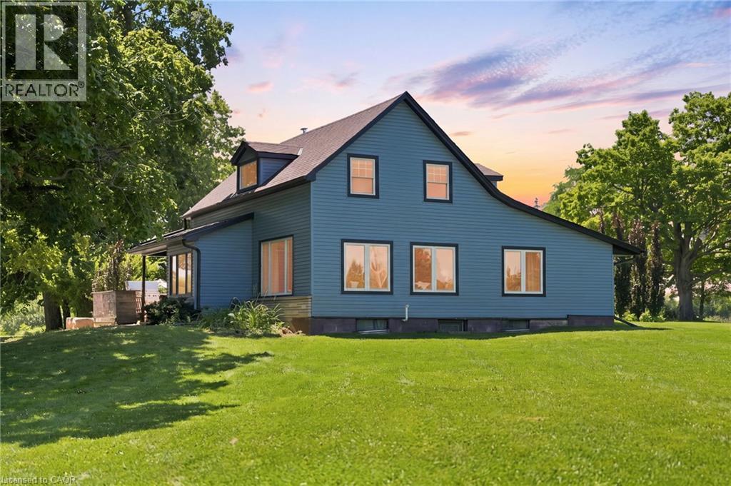 62 Thompson Road, Brantford, ON - Outdoor