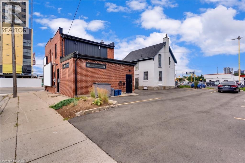 1020 King Street E, Kitchener, ON