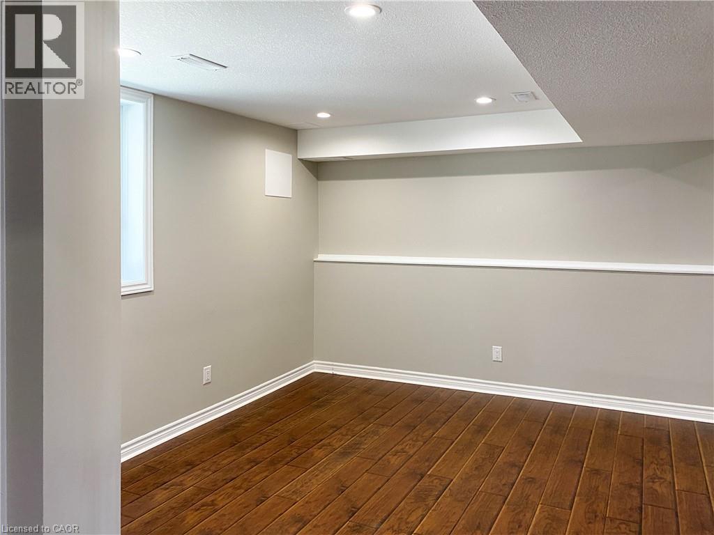 180 Huck Crescent, Kitchener, ON - Indoor Photo Showing Other Room