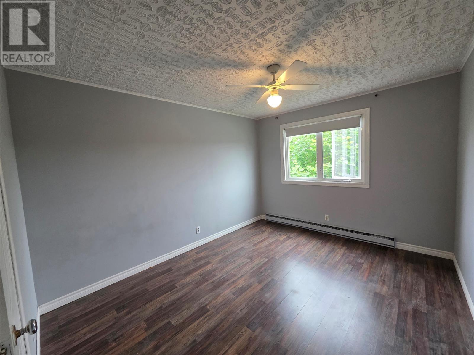 52 Coronation Street, Corner Brook, NL - Indoor Photo Showing Other Room