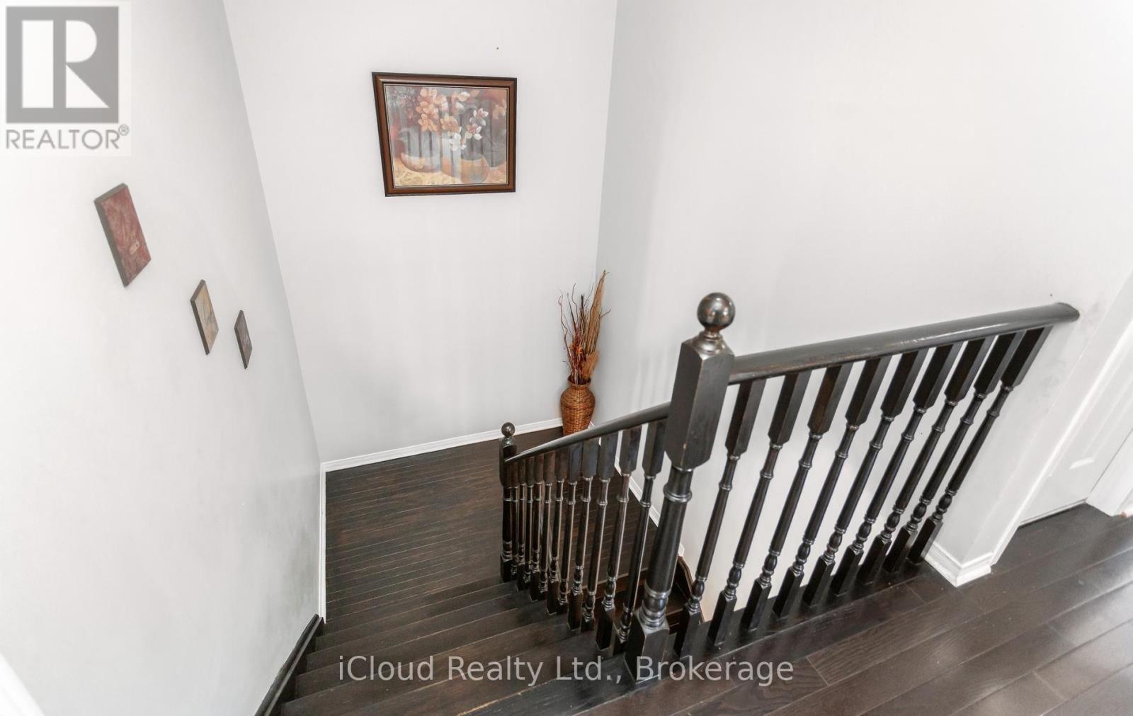 39 Flurry Circle, Brampton, ON - Indoor Photo Showing Other Room