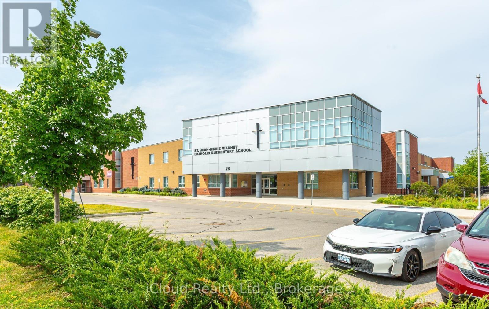39 Flurry Circle, Brampton, ON - Outdoor