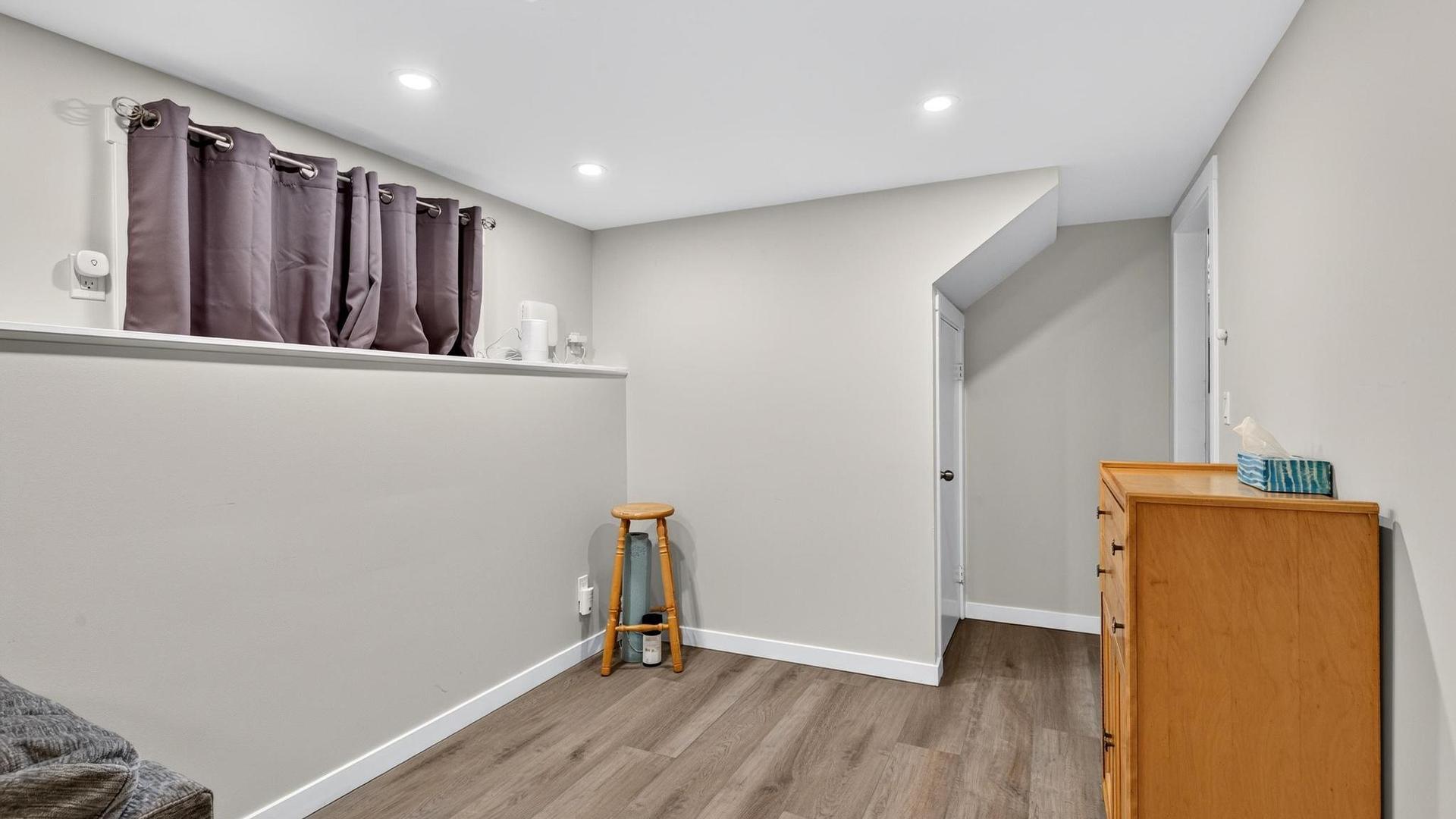 4202 16 Avenue, Vernon, BC - Indoor Photo Showing Other Room