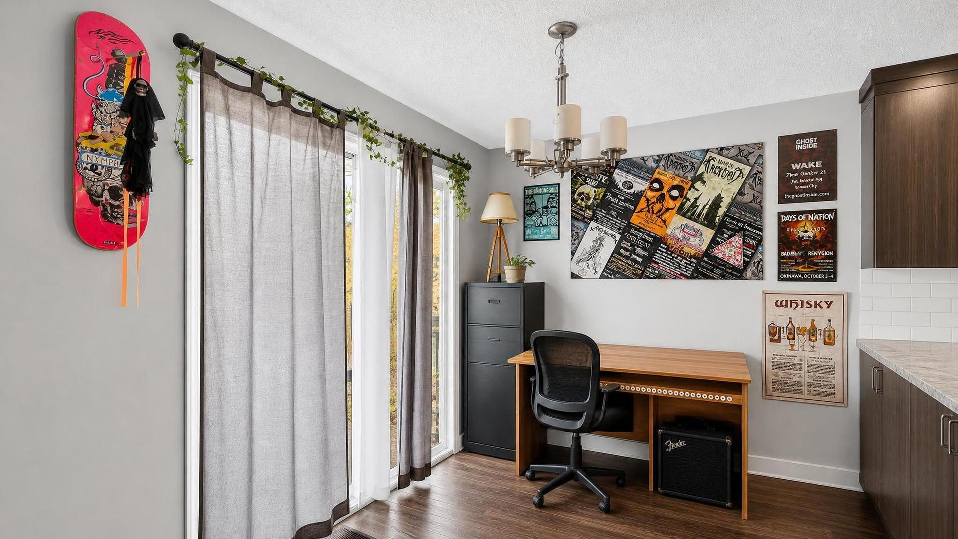 4202 16 Avenue, Vernon, BC - Indoor