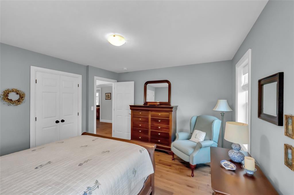 3894 St Clair Parkway, Port Lambton, ON - Indoor Photo Showing Bedroom