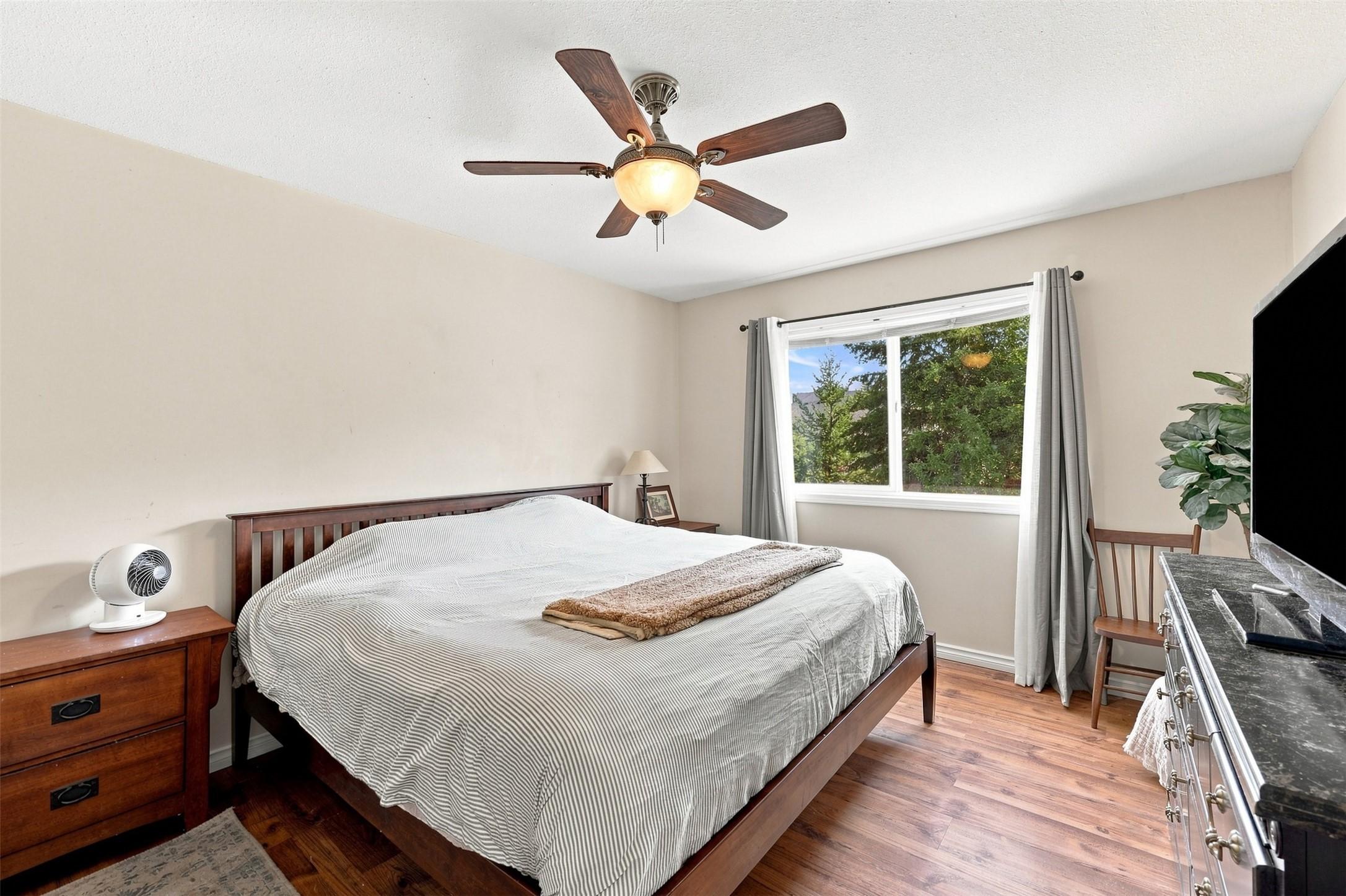 1796 Babine Avenue, Kamloops, BC - Indoor Photo Showing Bedroom