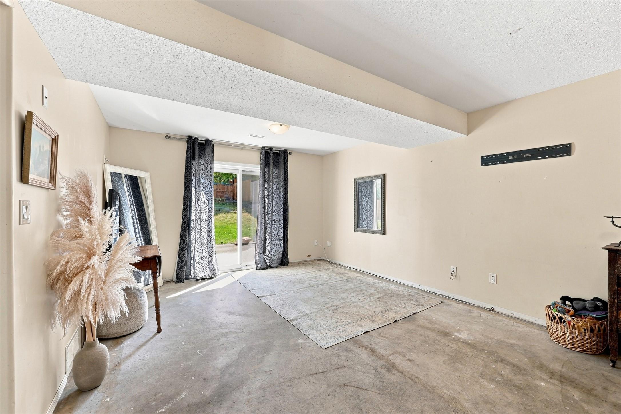 1796 Babine Avenue, Kamloops, BC - Indoor Photo Showing Other Room