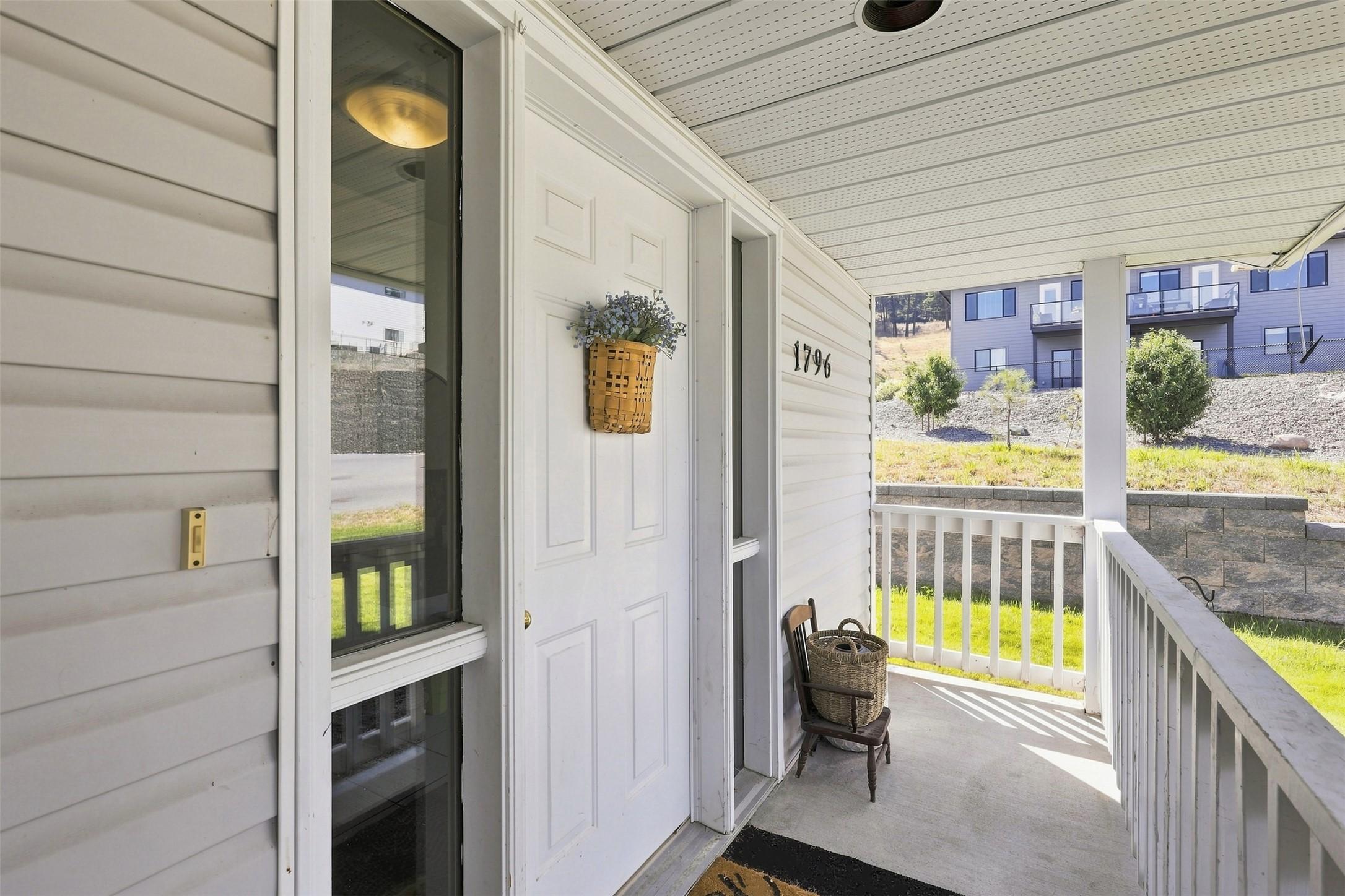 1796 Babine Avenue, Kamloops, BC - Outdoor With Exterior