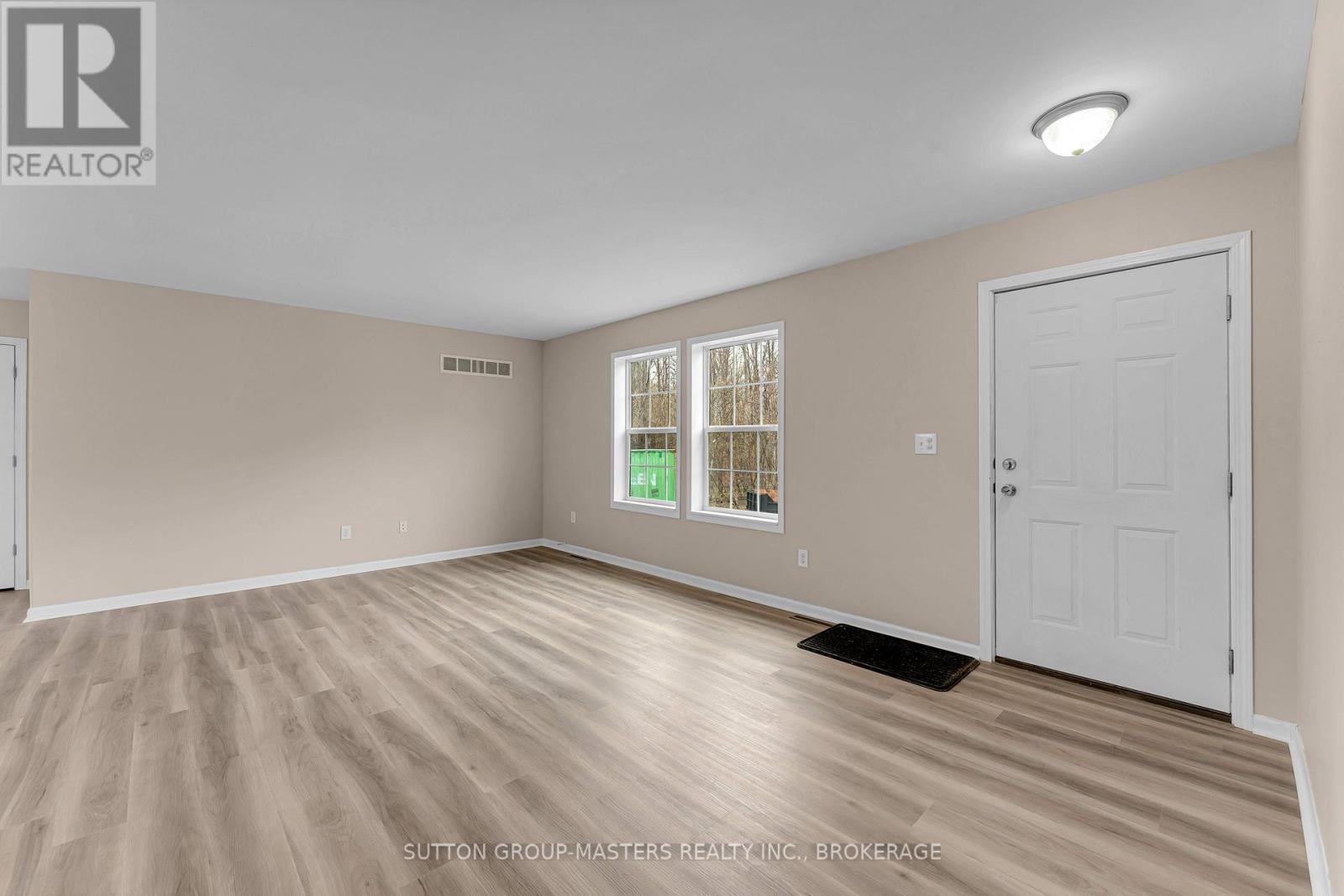 1140 St. Georges Lake Road, Frontenac (Frontenac Centre), ON - Indoor Photo Showing Other Room