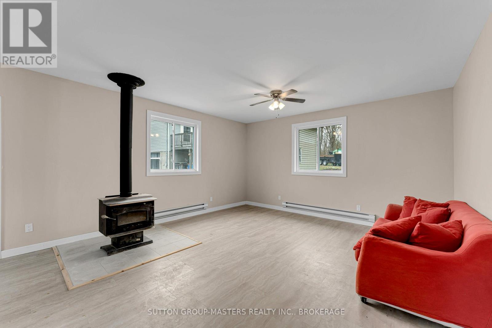 1140 St. Georges Lake Road, Frontenac (Frontenac Centre), ON - Indoor