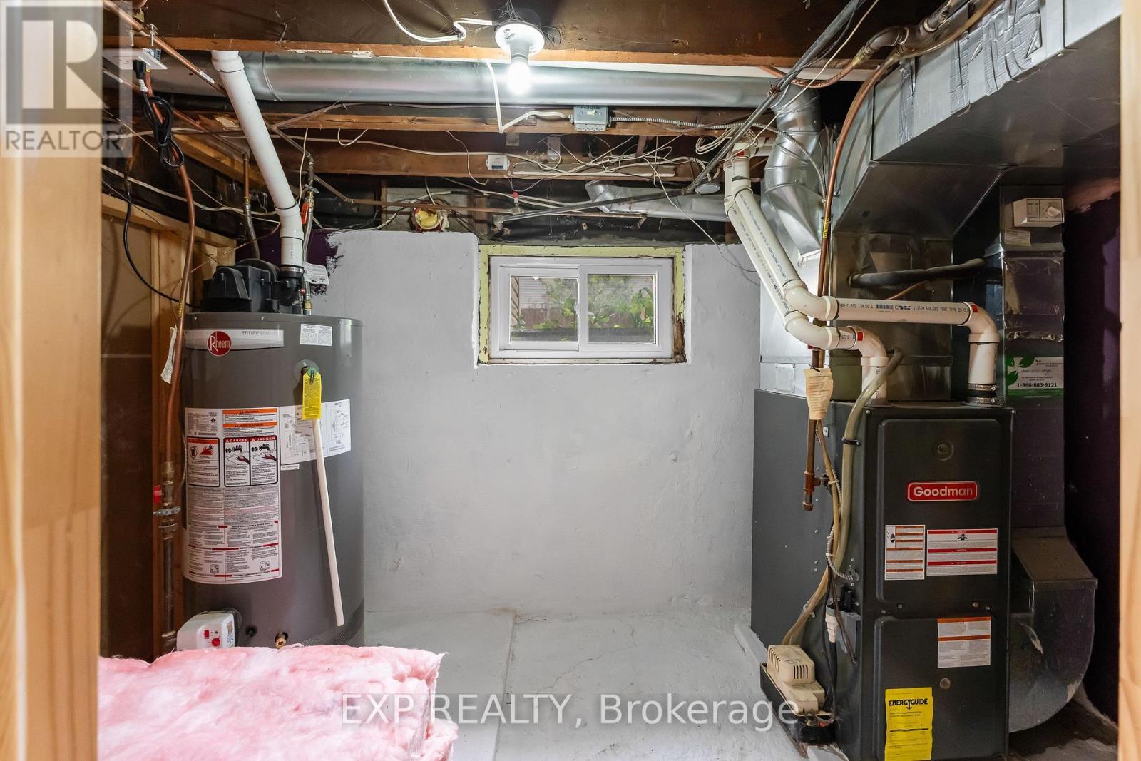 20 Lloyd Street, St. Catharines (Western Hill), ON - Indoor Photo Showing Basement