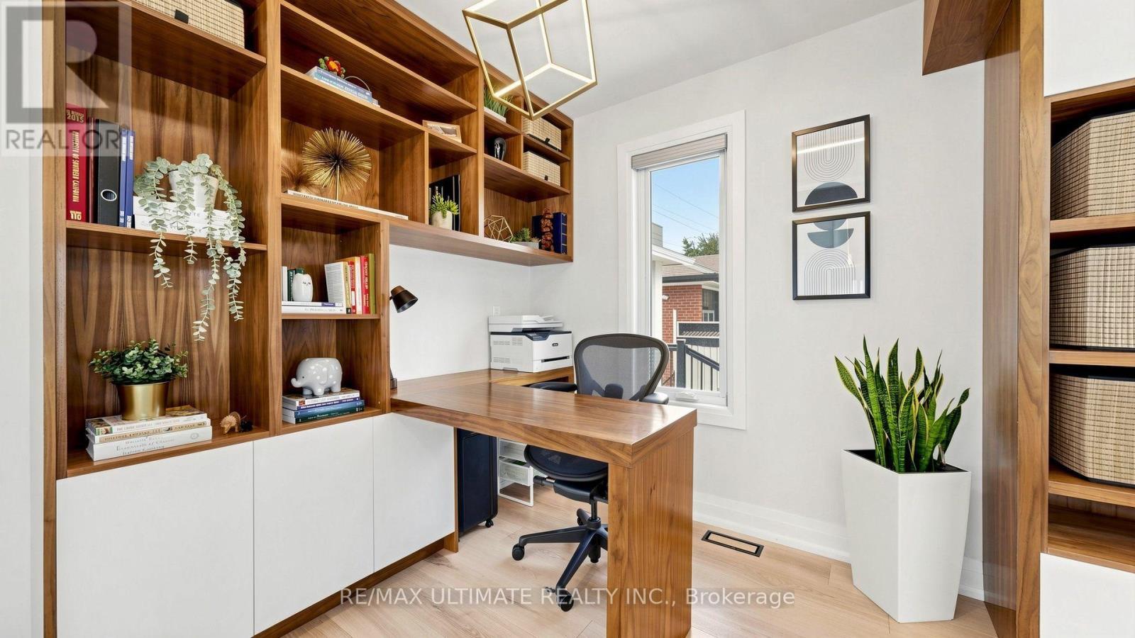 73 Bowerbank Drive, Toronto, ON - Indoor Photo Showing Office