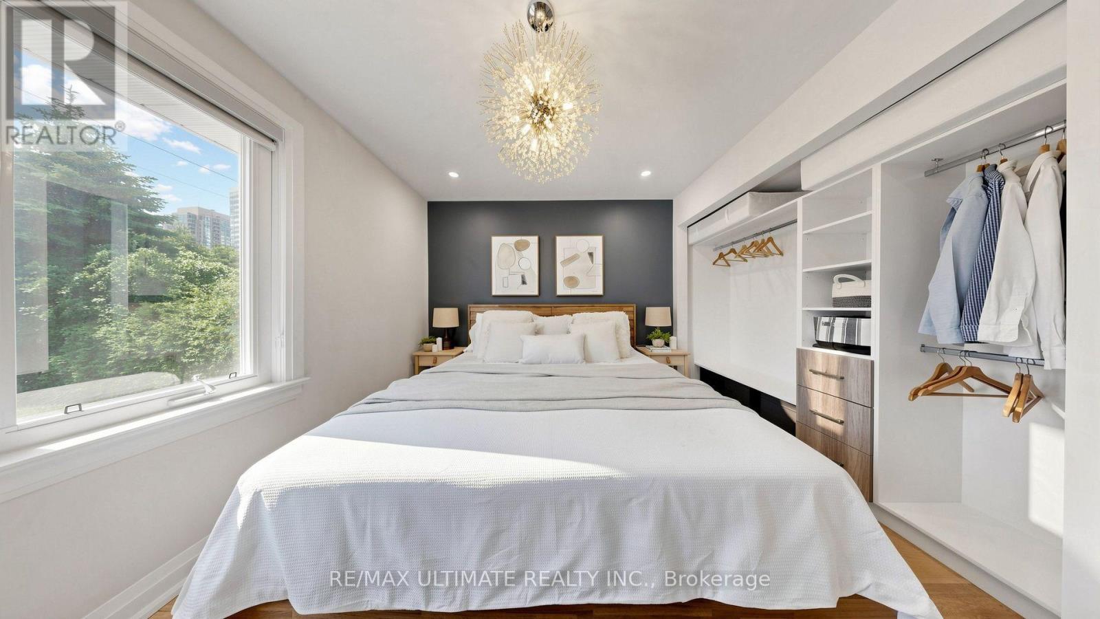 73 Bowerbank Drive, Toronto, ON - Indoor Photo Showing Bedroom