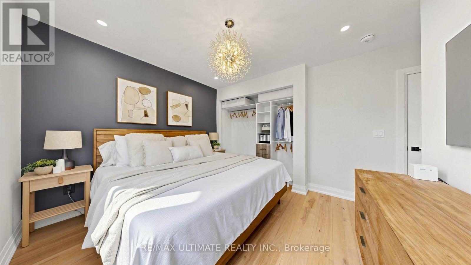 73 Bowerbank Drive, Toronto, ON - Indoor Photo Showing Bedroom