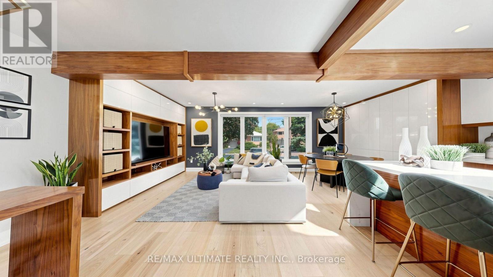 73 Bowerbank Drive, Toronto, ON - Indoor