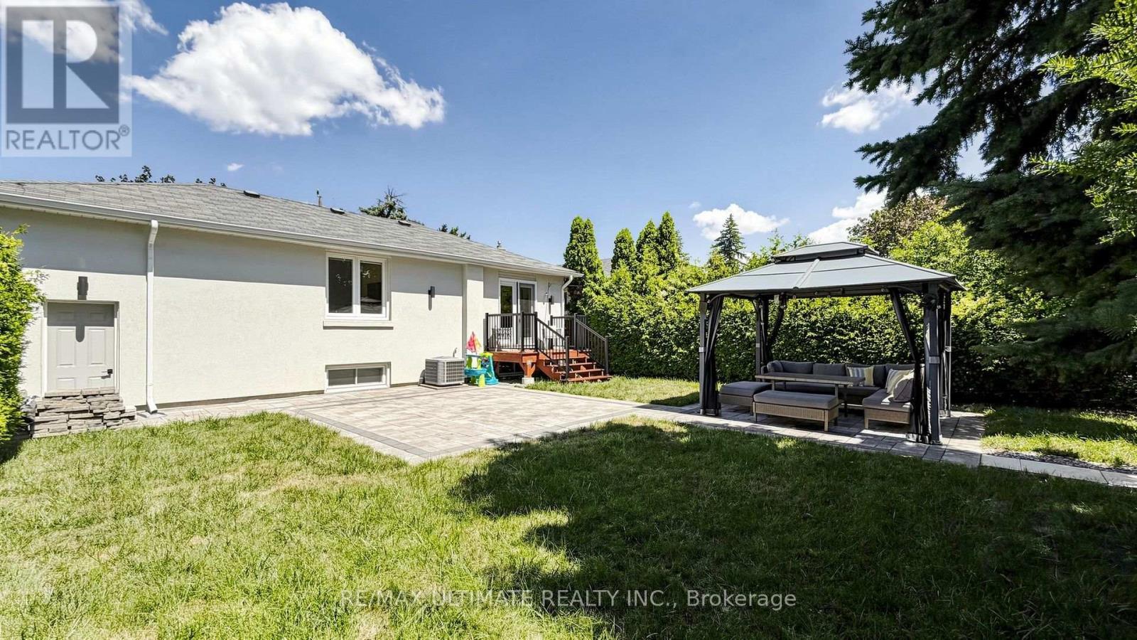 73 Bowerbank Drive, Toronto, ON - Outdoor