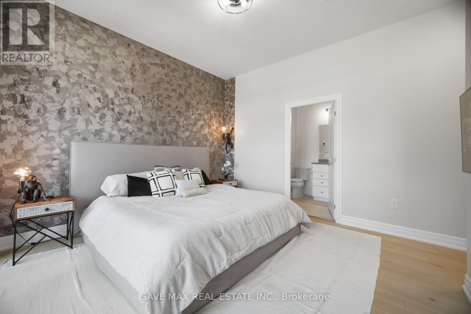 103 - 1878 Gordon Street, Guelph, ON - Indoor Photo Showing Bedroom