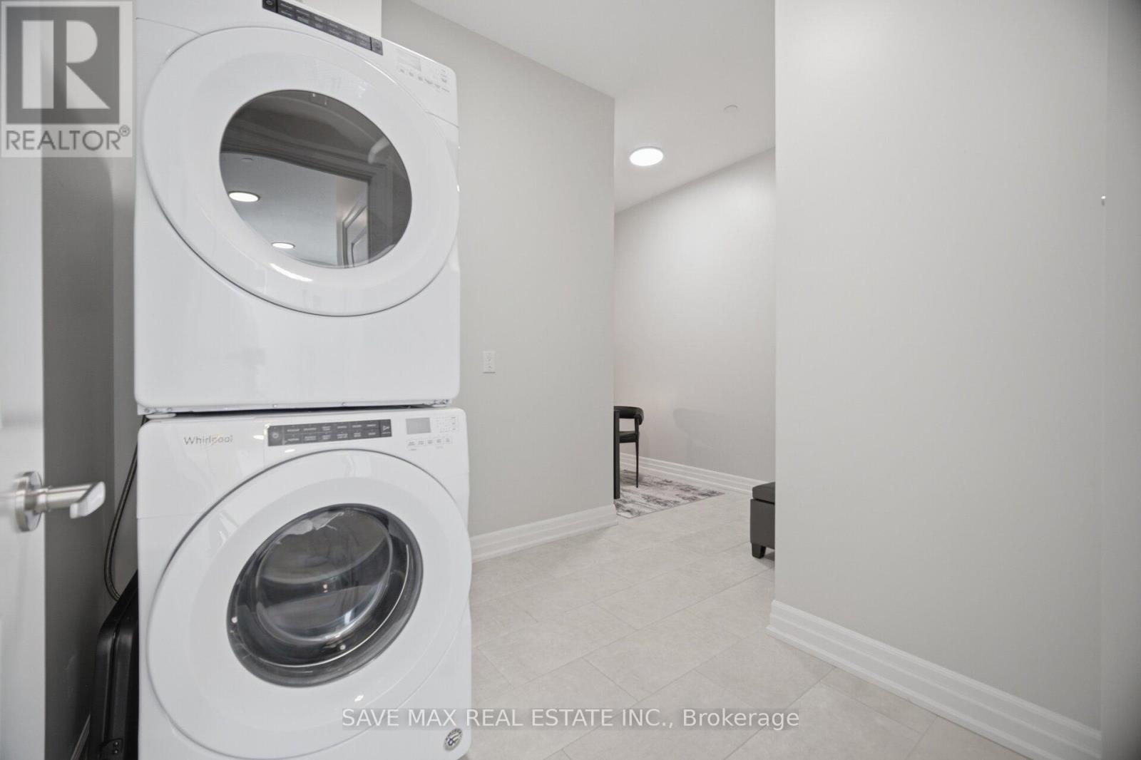 103 - 1878 Gordon Street, Guelph, ON - Indoor Photo Showing Laundry Room