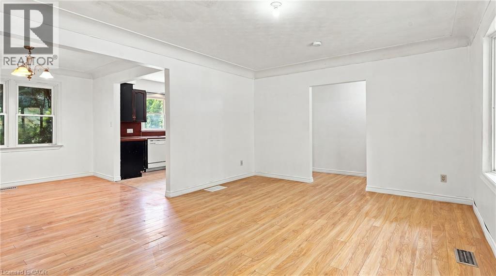 524 Dorval Drive, Ancaster, ON - Indoor Photo Showing Other Room