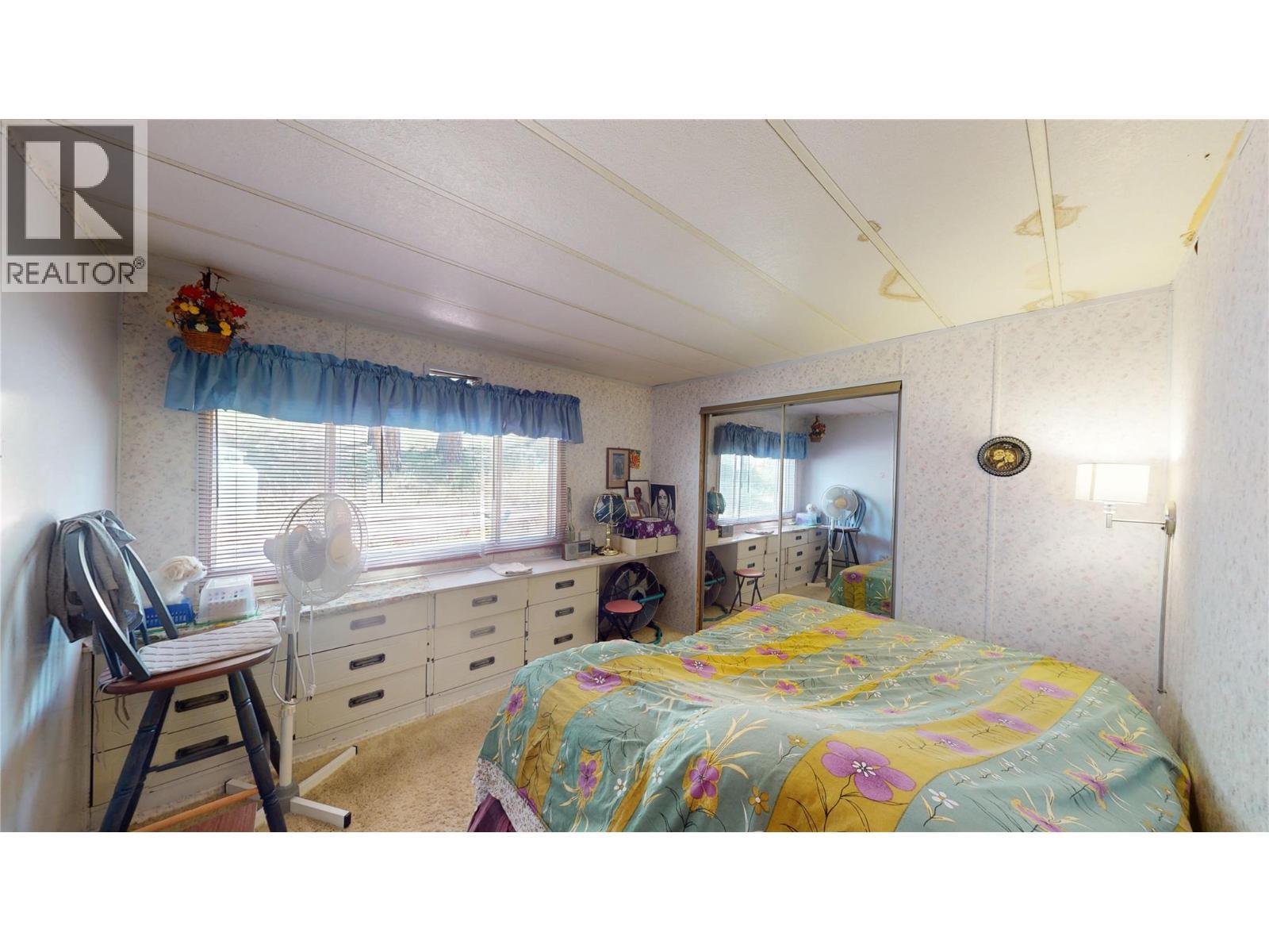 6294 Ash Road, Wasa, BC