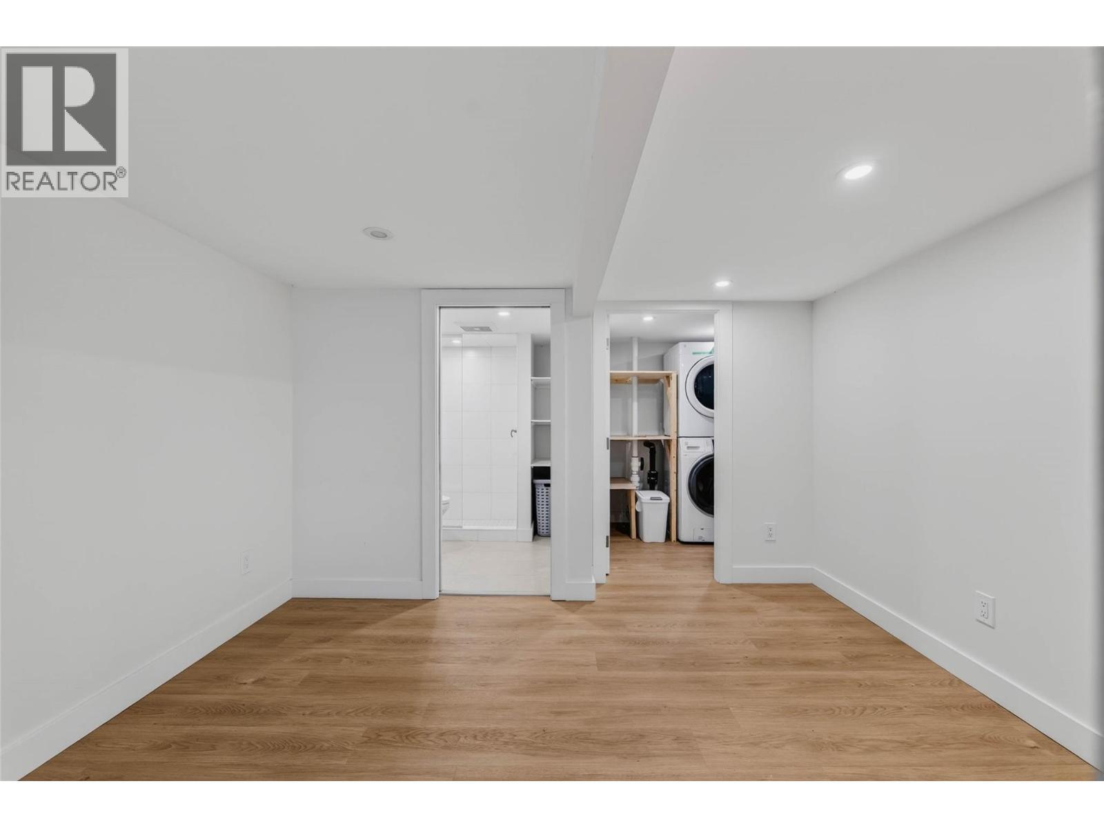 1011 Hall Street, Nelson, BC - Indoor Photo Showing Other Room