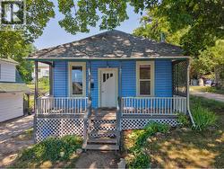 1011 Hall Street Nelson, BC V1L 1Z8