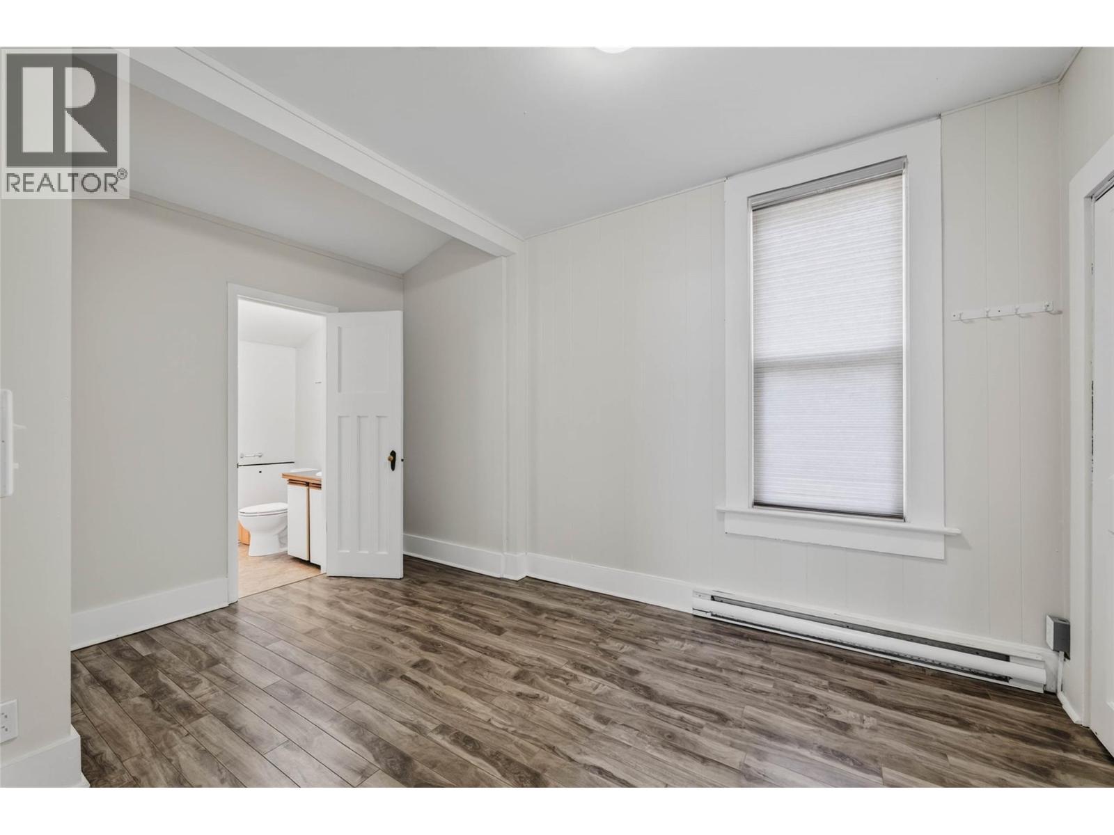 1011 Hall Street, Nelson, BC - Indoor Photo Showing Other Room