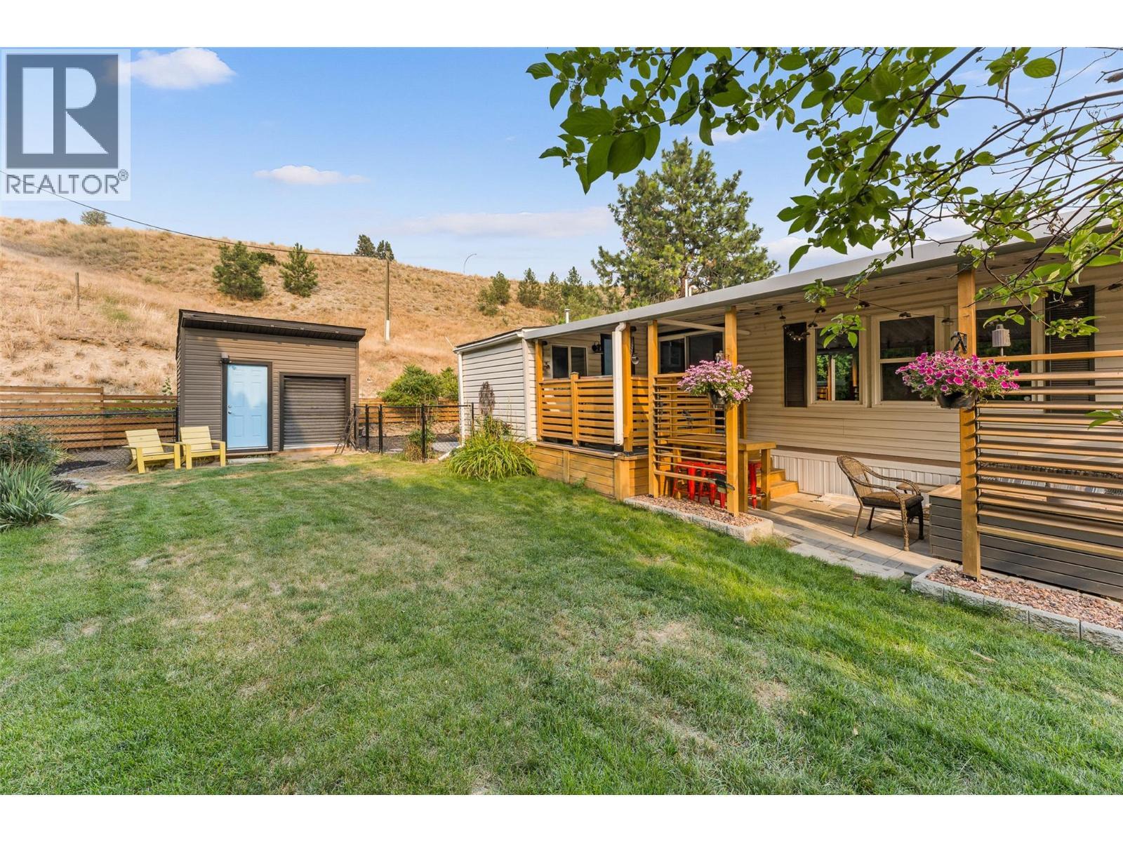 Welcome to #12-610 Katherine Road in Kelowna West Estates! - 610 Katherine Road Unit# 12, Kelowna, BC