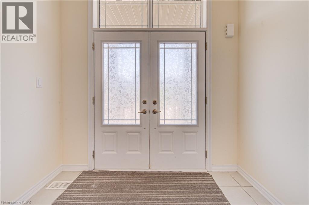 407 Dolman Street, Breslau, ON - Indoor Photo Showing Other Room