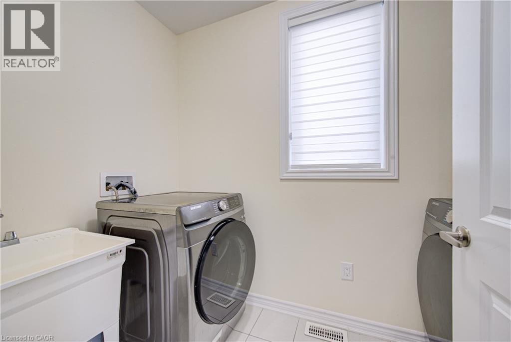 407 Dolman Street, Breslau, ON - Indoor Photo Showing Laundry Room