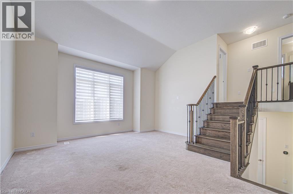 407 Dolman Street, Breslau, ON - Indoor Photo Showing Other Room
