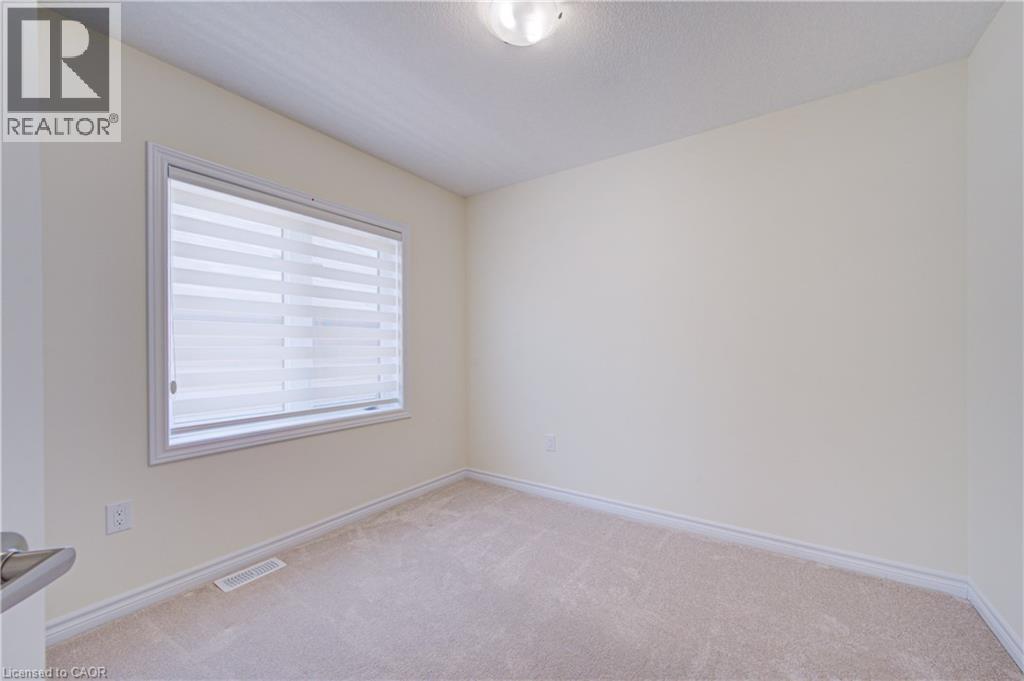 407 Dolman Street, Breslau, ON - Indoor Photo Showing Other Room