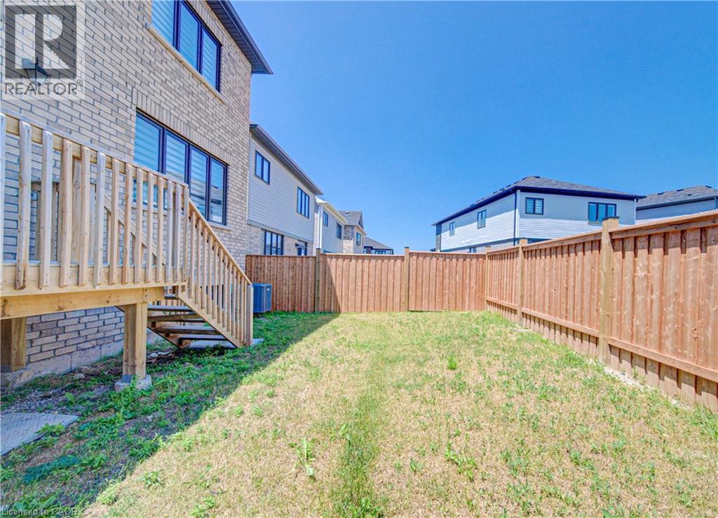 407 Dolman Street, Breslau, ON - Outdoor