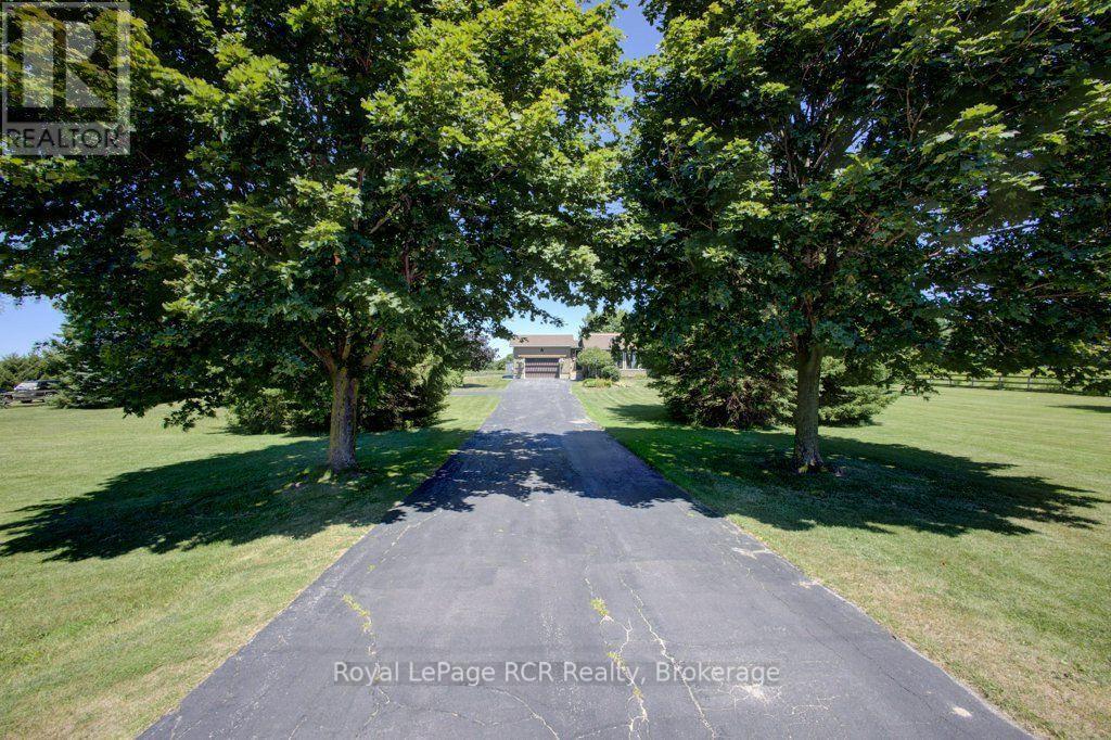 7195 Sixteenth Line, Mapleton, ON