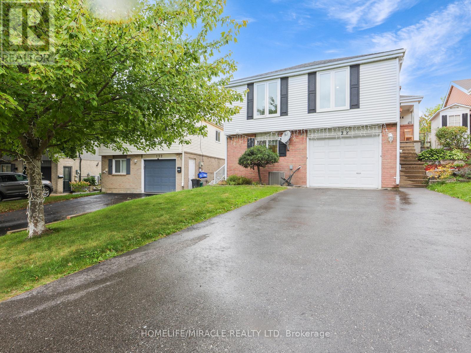 128 Macatee Place S, Cambridge, ON - Outdoor With Facade
