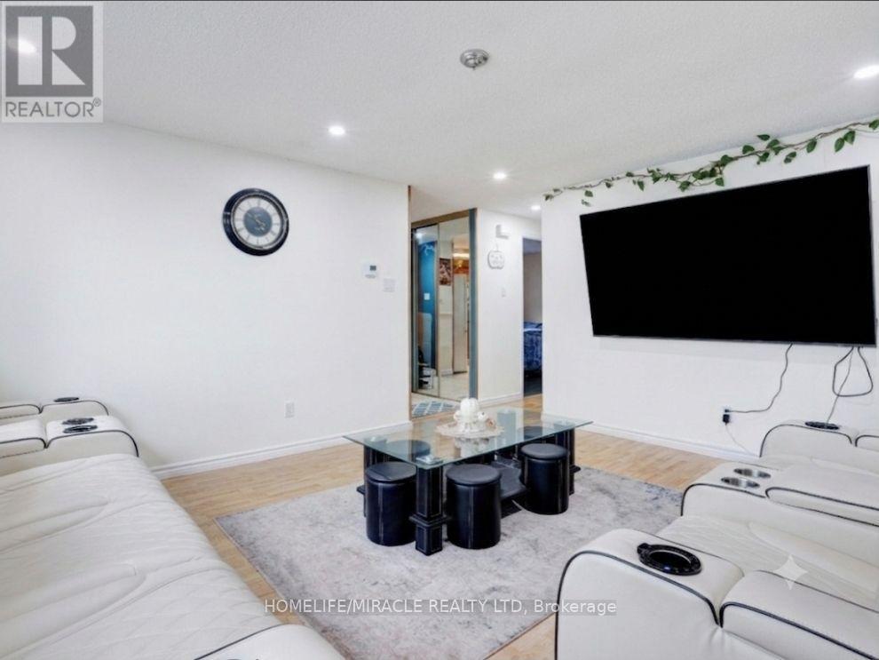 128 Macatee Place S, Cambridge, ON - Indoor