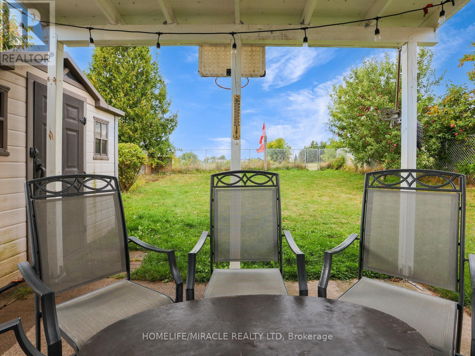 128 Macatee Place S, Cambridge, ON - Outdoor With Exterior