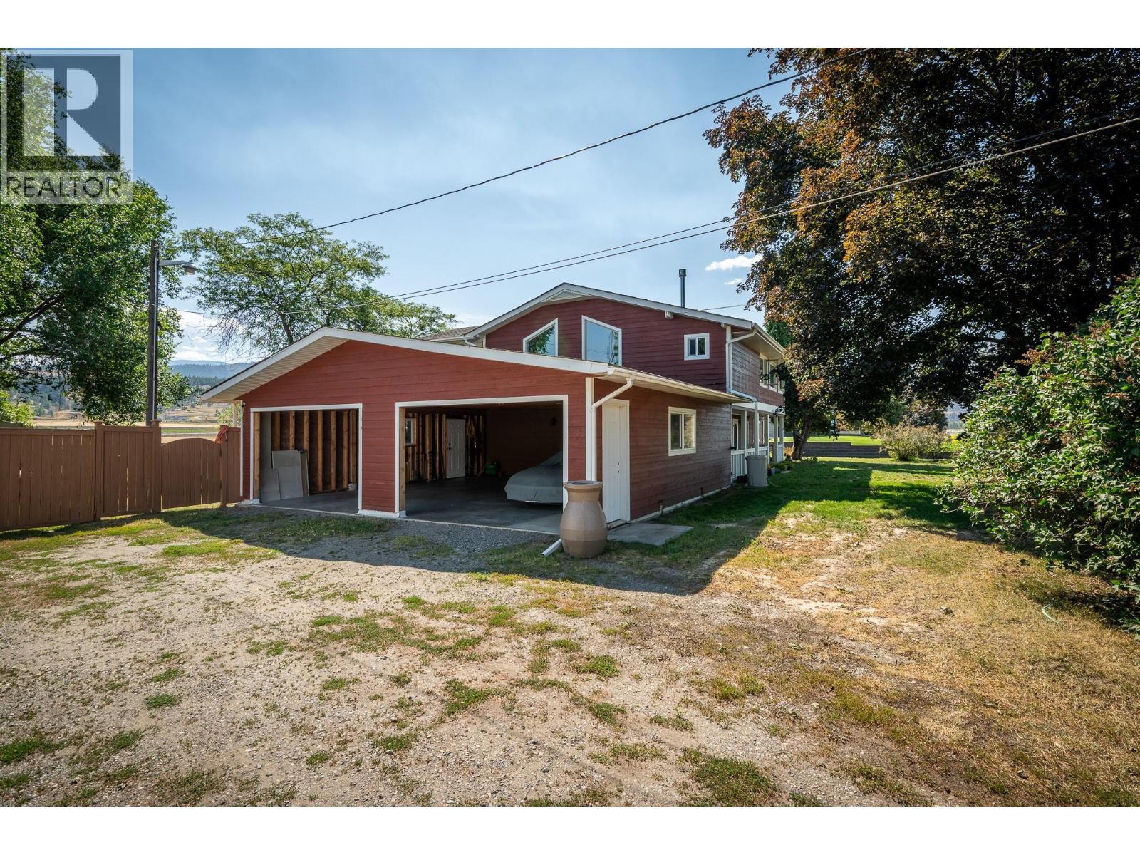 6750 Heffley Road, Kamloops, BC - Outdoor