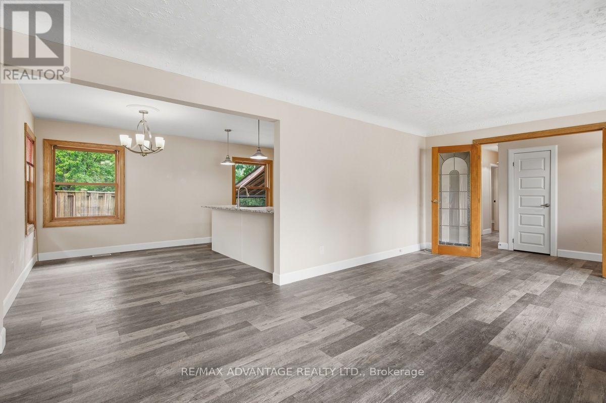 367 Brock Street, London South (South B), ON - Indoor