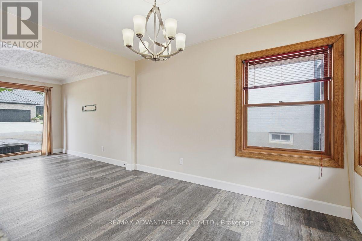 367 Brock Street, London South (South B), ON - Indoor Photo Showing Other Room