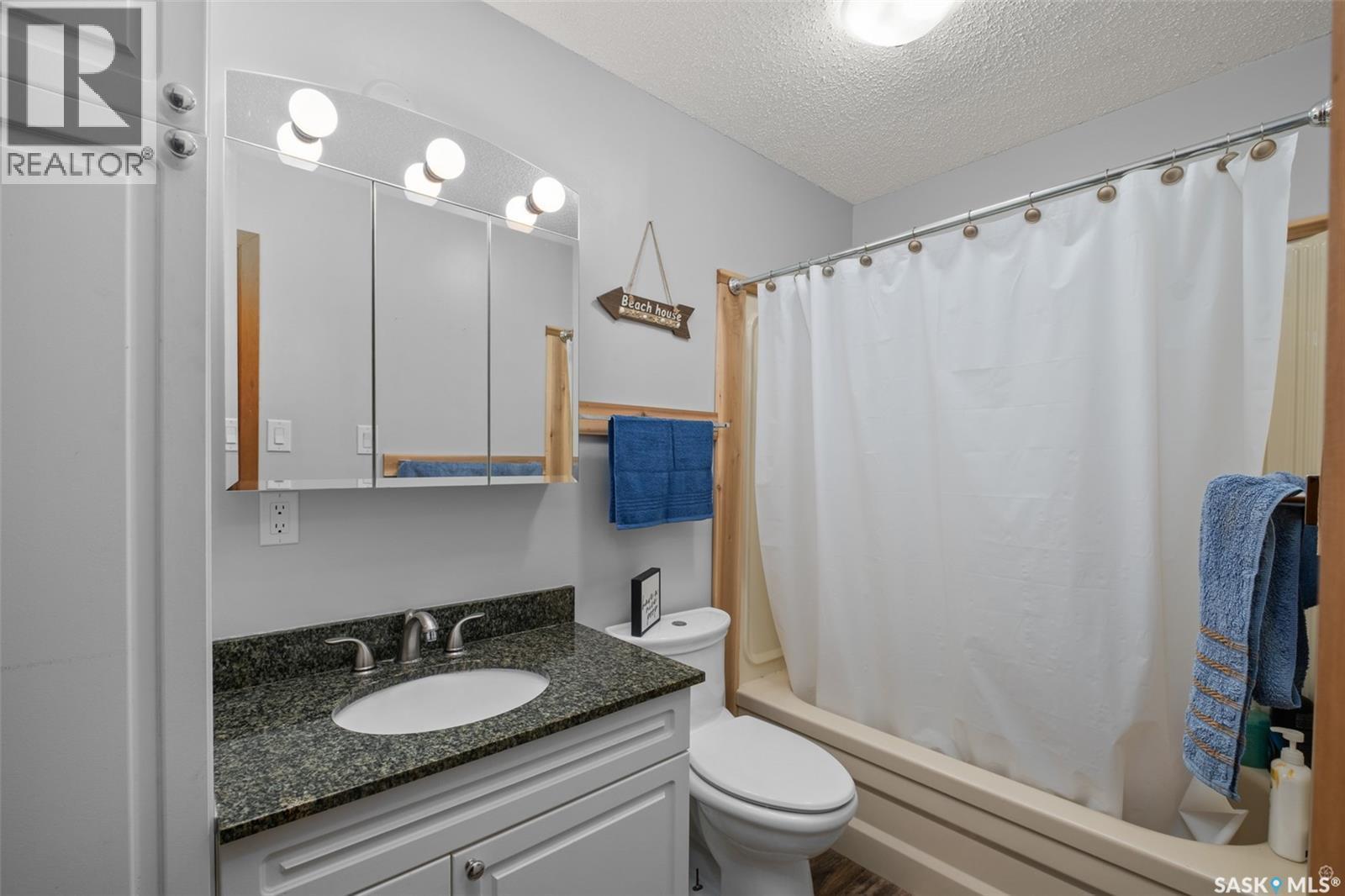 128 Jacobson Drive, Lakeland Rm No. 521, SK - Indoor Photo Showing Bathroom