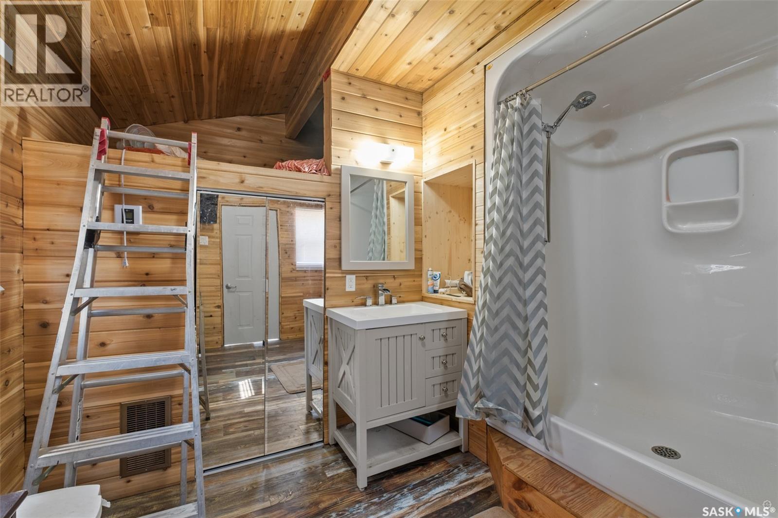 128 Jacobson Drive, Lakeland Rm No. 521, SK - Indoor Photo Showing Bathroom