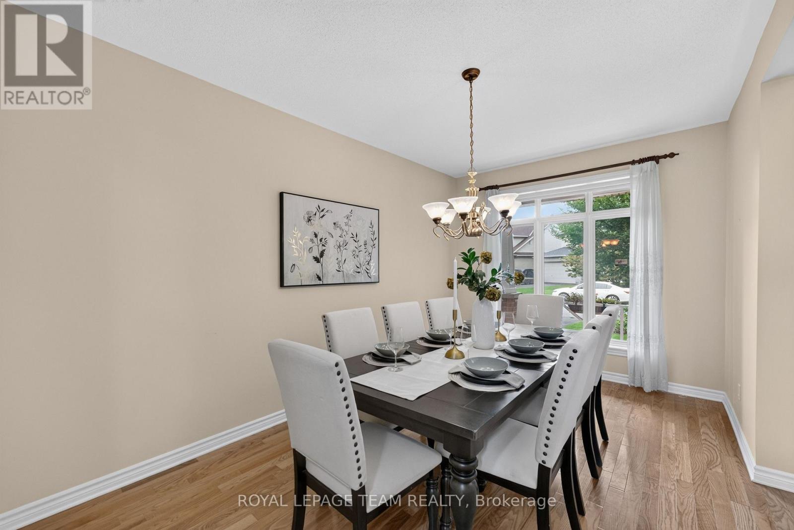88 Osprey Crescent, Ottawa, ON - Indoor Photo Showing Dining Room