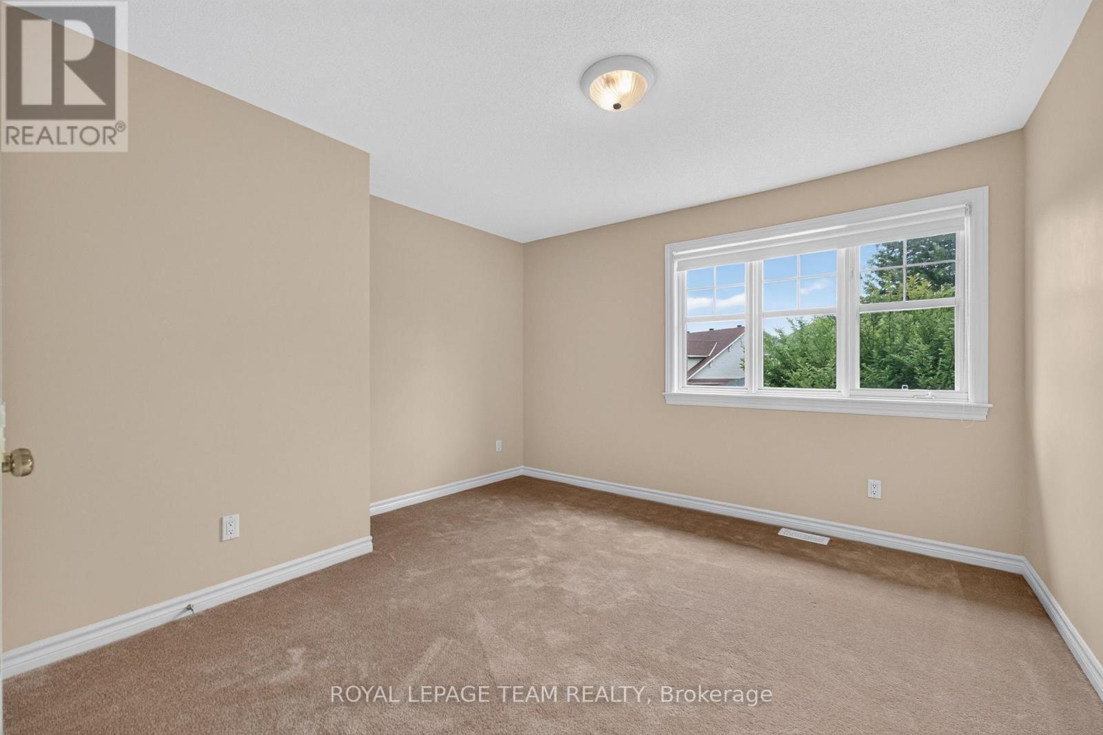 88 Osprey Crescent, Ottawa, ON - Indoor Photo Showing Other Room
